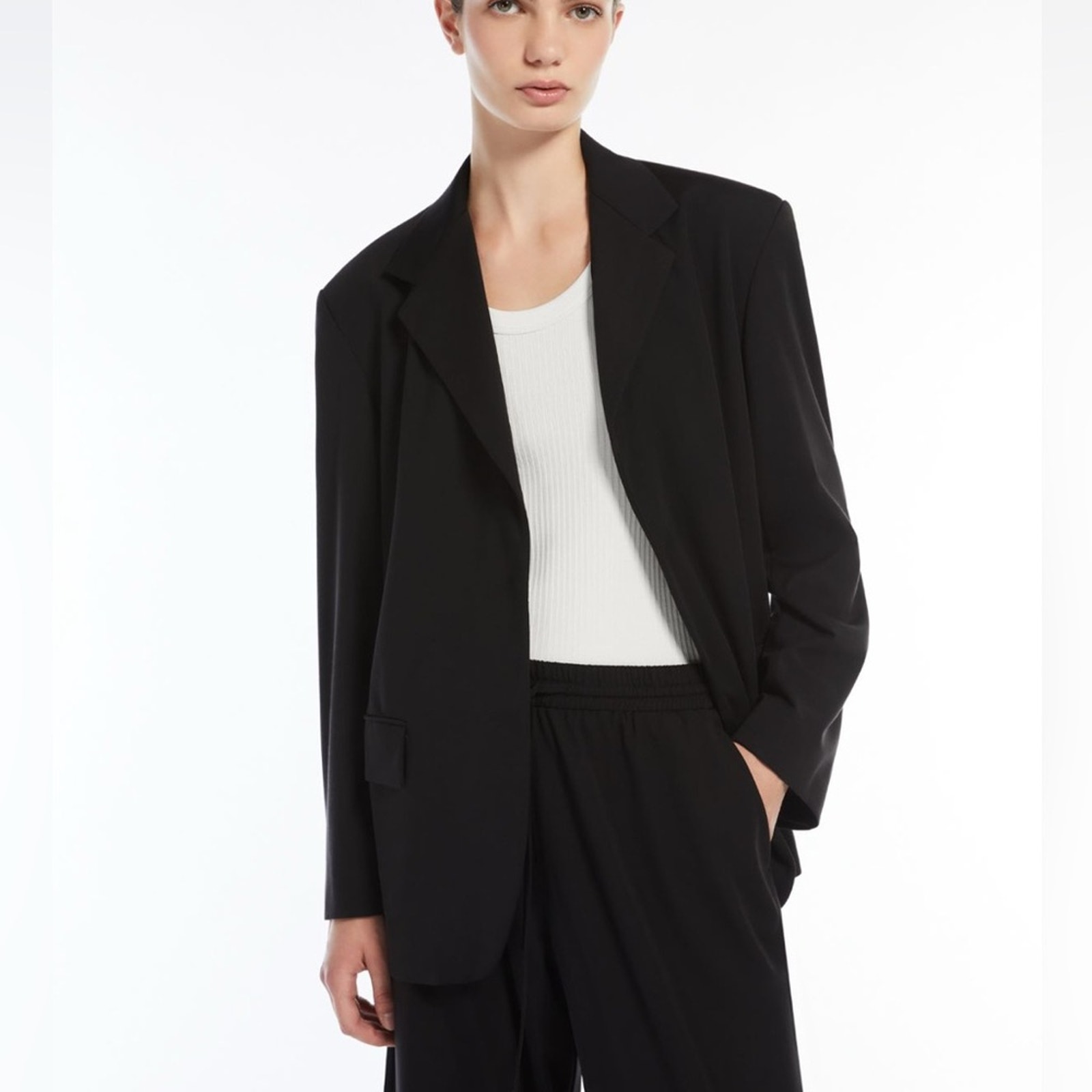 Maxmara Black Open Blazer Lapel Lightweight